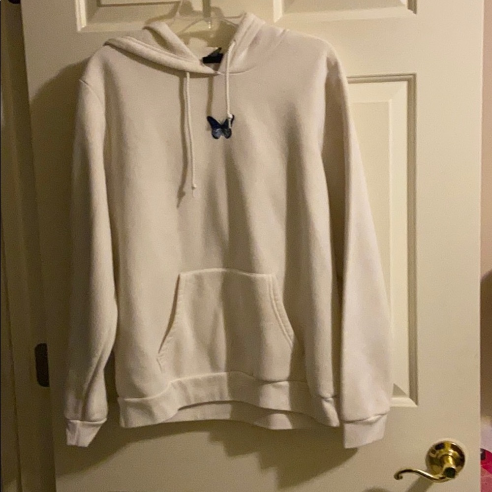 BUTTERFLY EMBROIDERED FLEECE HOODIE
